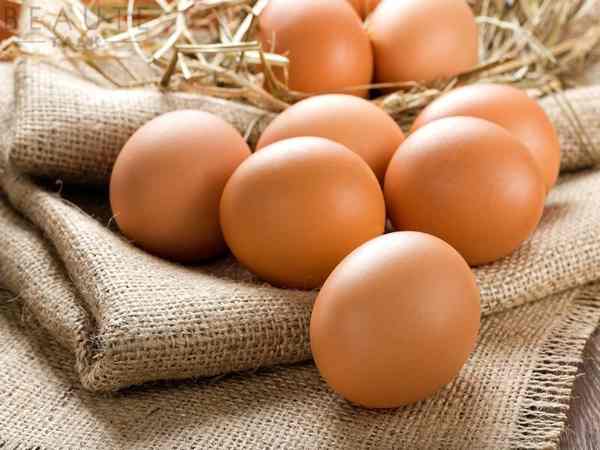 Mơ thấy trứng gà là dấu hiệu may mắn hay xui xẻo?